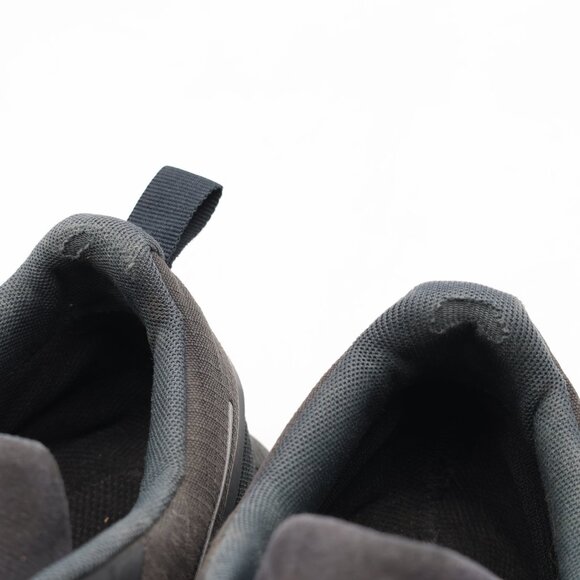 On Cloud Cloud Womens Size 9 B Waterproof Running Shoes Triple Black Sneaker - Picture 10 of 12